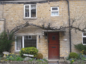 0405bourton on the water 4.jpg