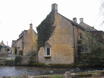 0405bourton on the water2.jpg